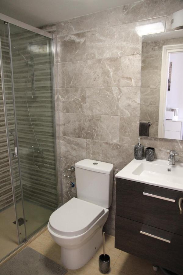 Castillo Holiday Apartment- Puerta Del Sol 245 กาเลตาเดฟุสเต ภายนอก รูปภาพ
