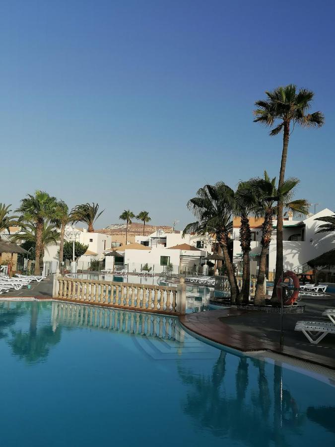 Castillo Holiday Apartment- Puerta Del Sol 245 กาเลตาเดฟุสเต ภายนอก รูปภาพ